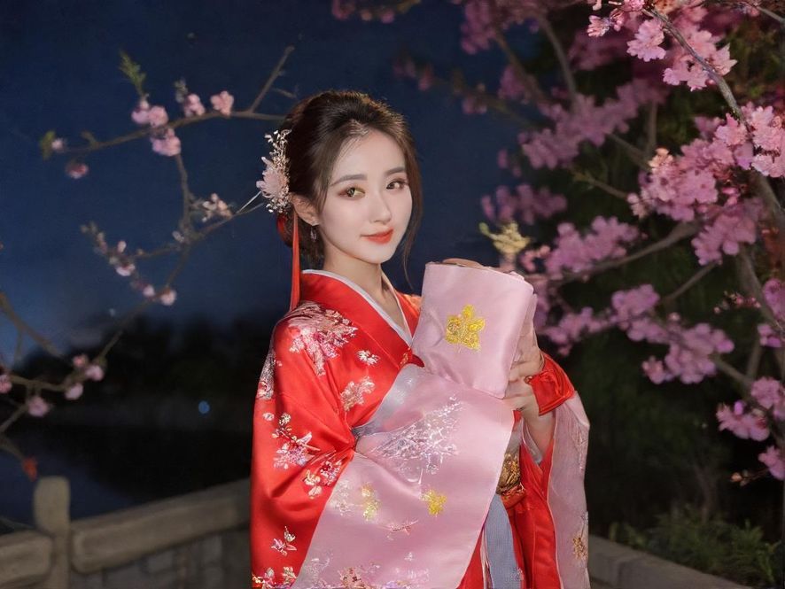 QM花园夜场桑拿会所私密包厢实景
